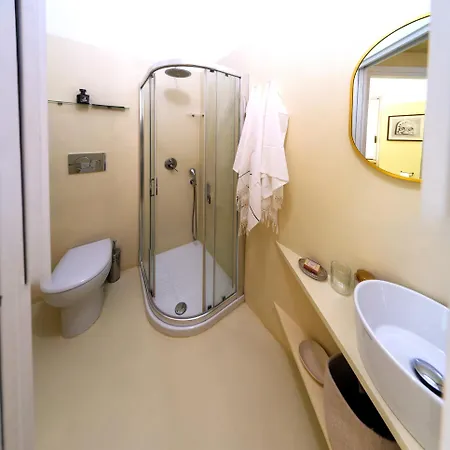 Apartamento Bernini Stay, Next To Trevi Fountain